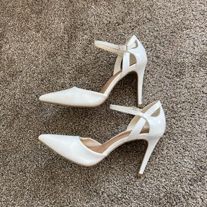 Christian Siriano for Payless White Heals 4”